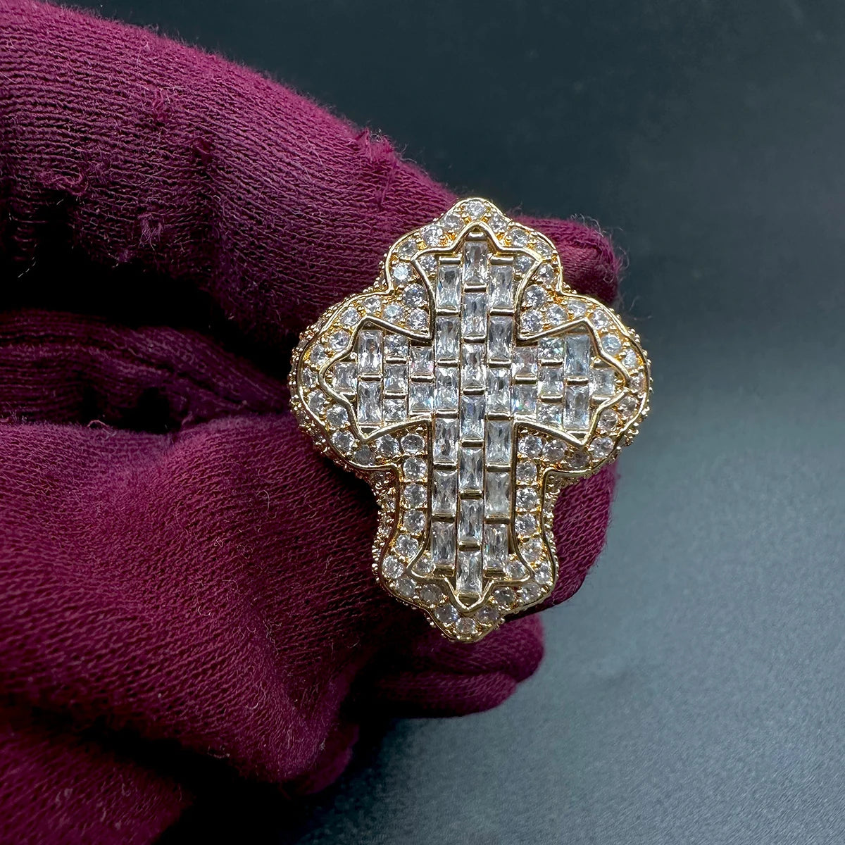 Cross Finger Ring Iced Out 5AAAAA Zircon Prong Fashion Luxulry Men Hip Hop Jewelry for Gift